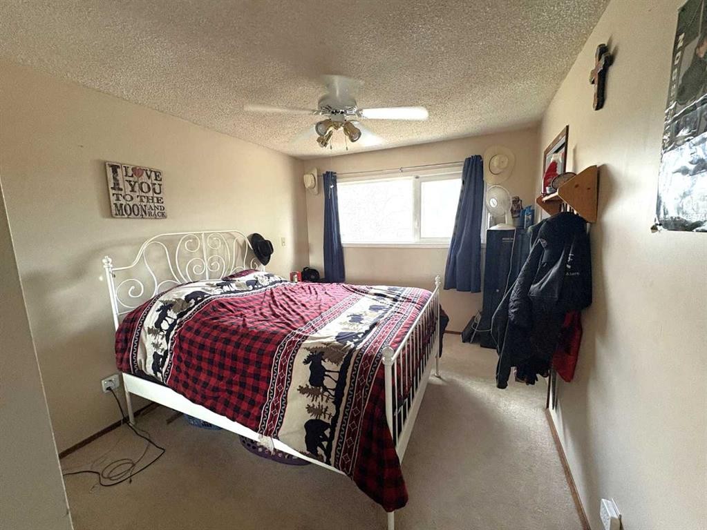 









5602


47

Avenue West,
Forestburg,




AB
T0B 1N0

