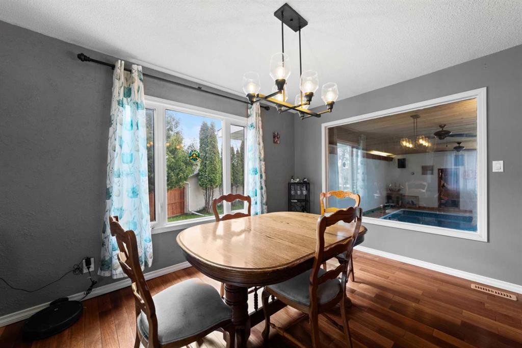 









4206


62

Street,
Camrose,




AB
T4V 2W1

