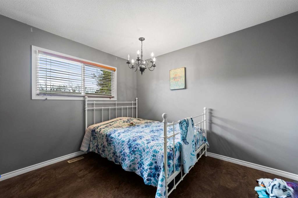 









4206


62

Street,
Camrose,




AB
T4V 2W1

