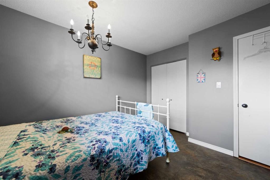 









4206


62

Street,
Camrose,




AB
T4V 2W1

