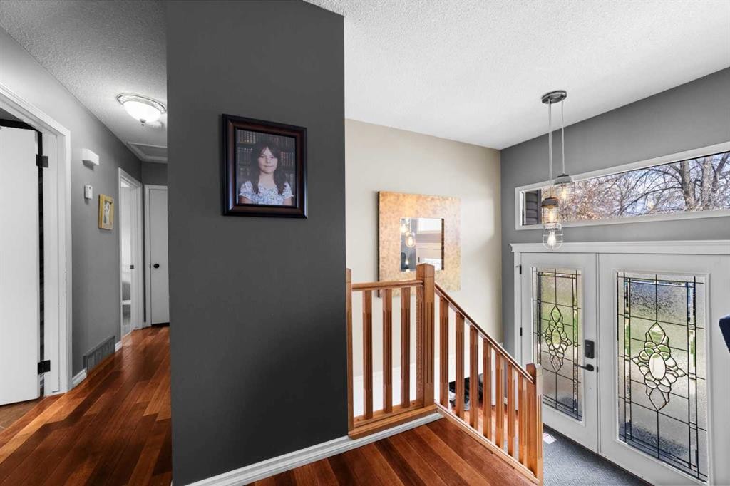 









4206


62

Street,
Camrose,




AB
T4V 2W1

