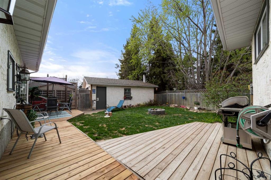 









4206


62

Street,
Camrose,




AB
T4V 2W1

