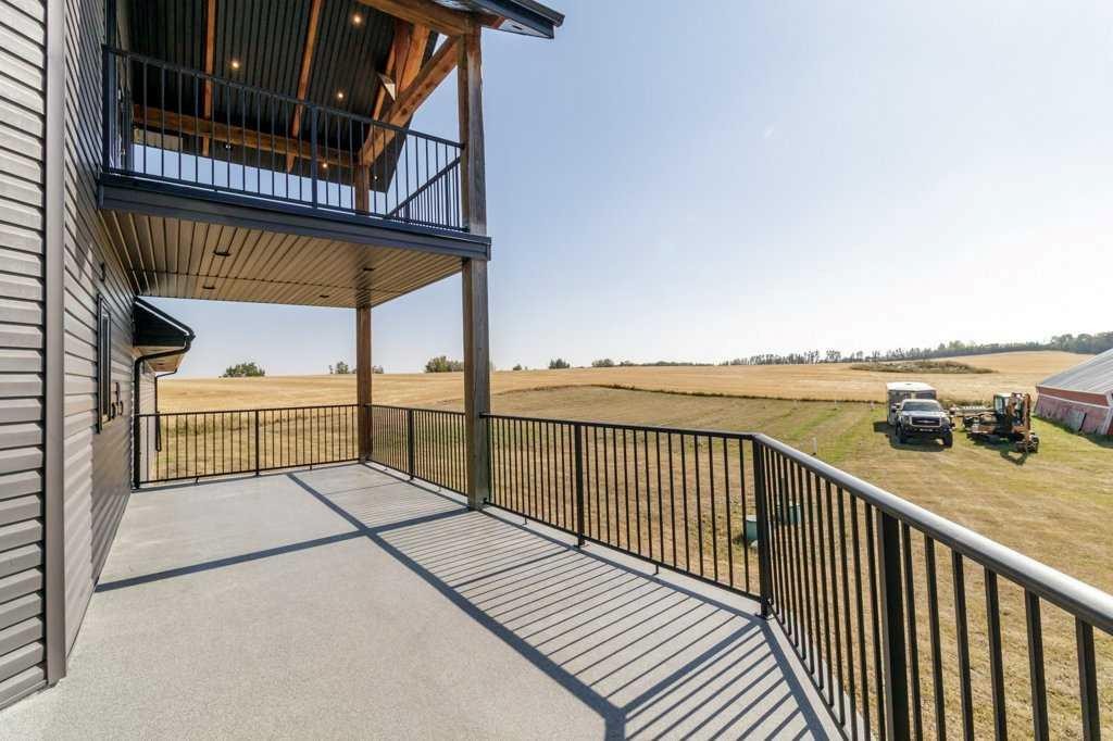 









28513


Township Road 374

,
Rural Red Deer County,




AB
T4N 5E4

