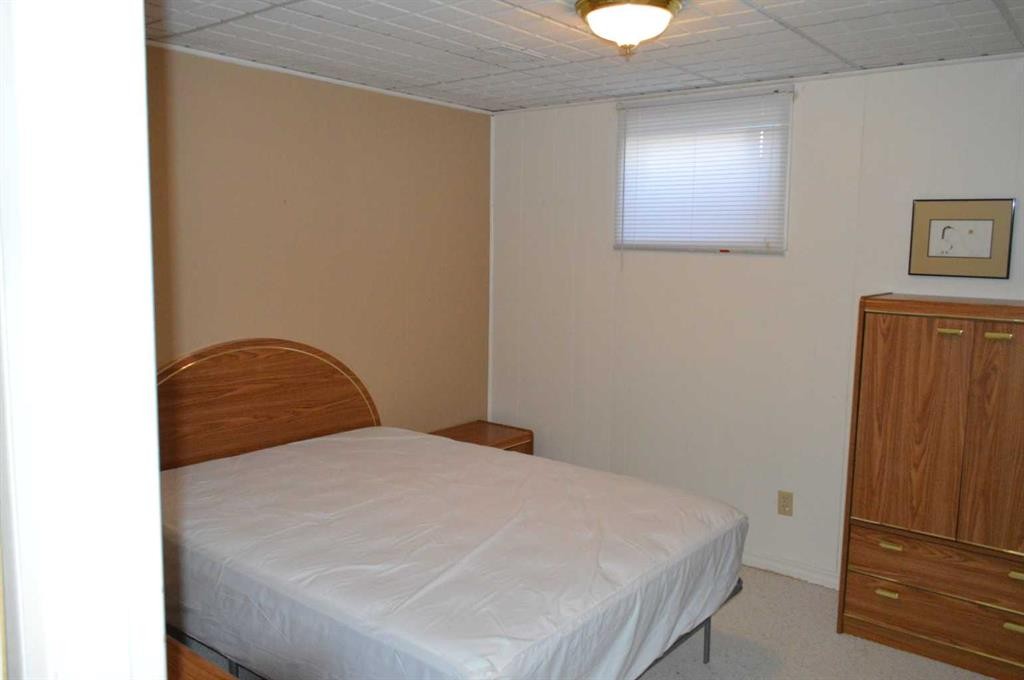 









4826


58

Street,
Killam,




AB
T0B2L0


