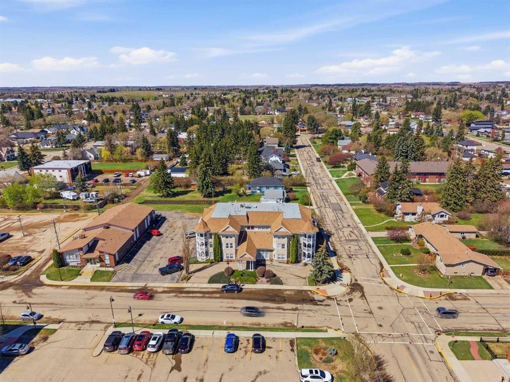 









5034


53

Street, 8,
Lacombe,




AB
T4L 2K7

