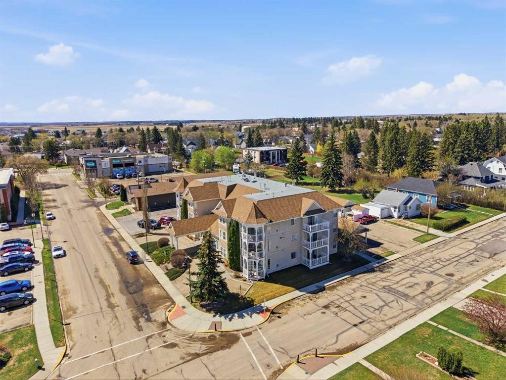 









5034


53

Street, 8,
Lacombe,




AB
T4L 2K7

