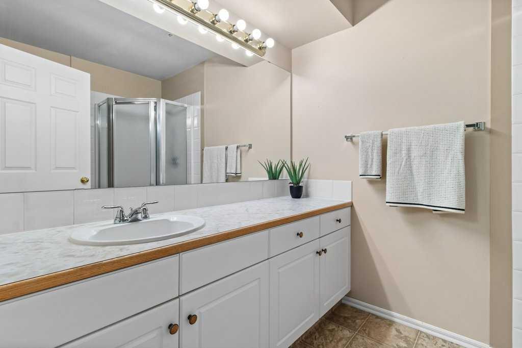 









6118


53

Avenue, 211,
Red Deer,




AB
T4N 6P7


