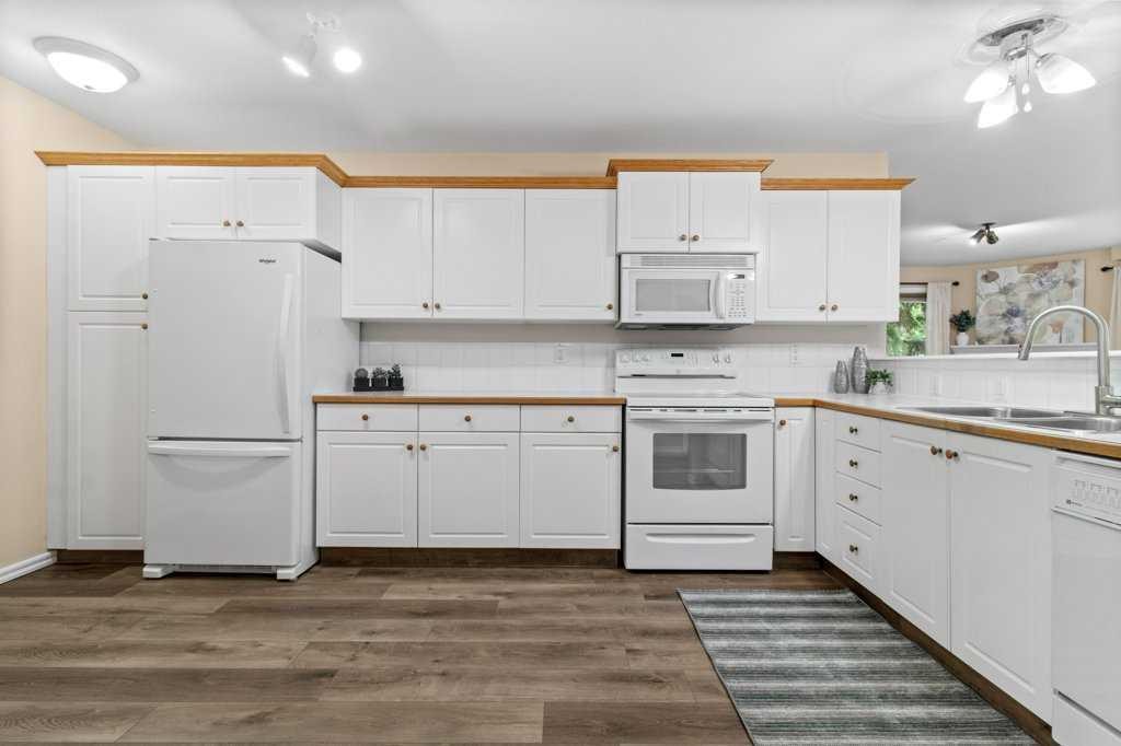 









6118


53

Avenue, 211,
Red Deer,




AB
T4N 6P7

