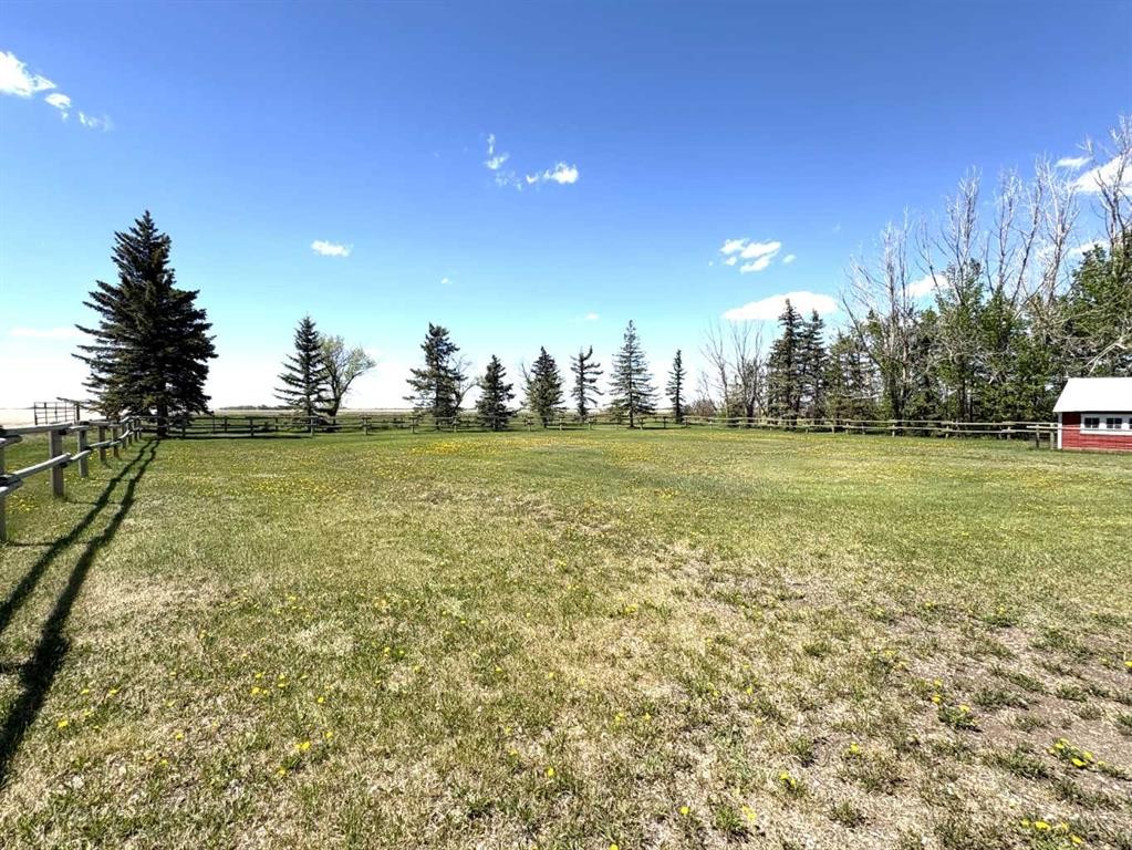 









42567


Highway 856

,
Rural Flagstaff County,




AB
T0B 1N0

