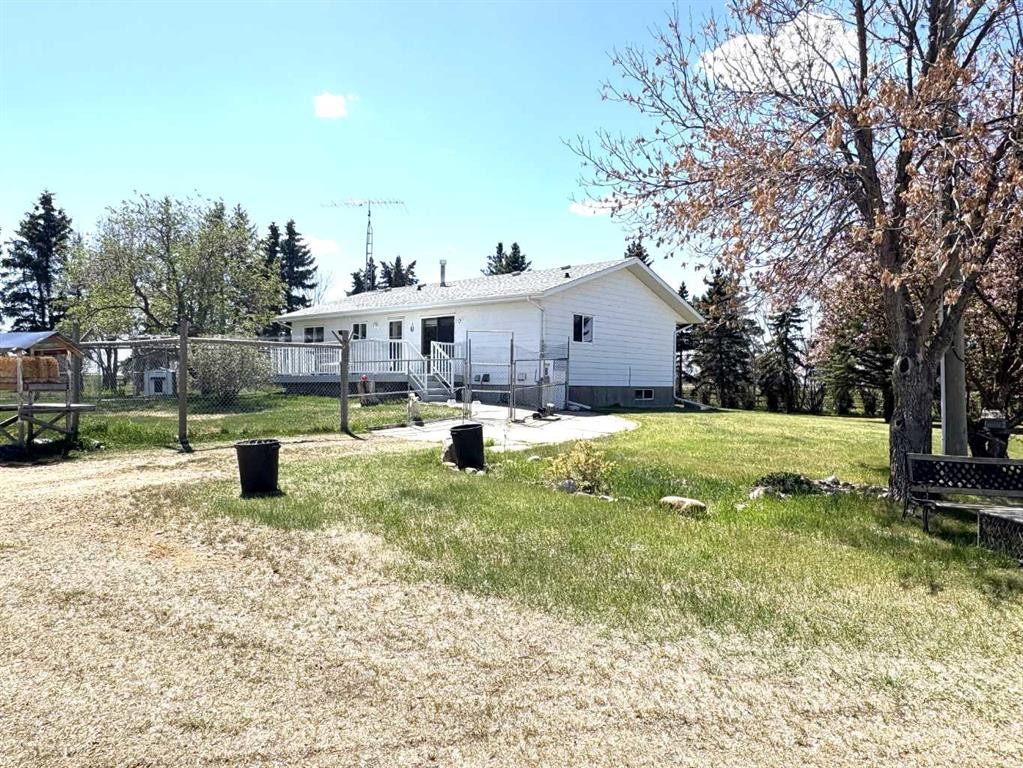 









42567


Highway 856

,
Rural Flagstaff County,




AB
T0B 1N0

