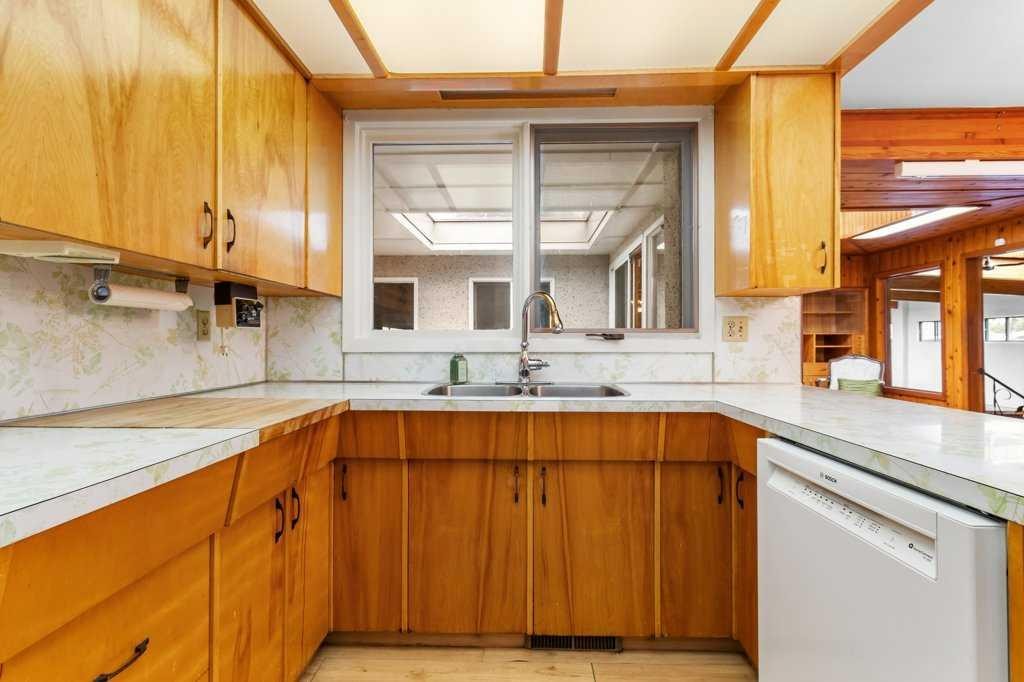 









3515


43A

Avenue,
Red Deer,




AB
T4N 3E9

