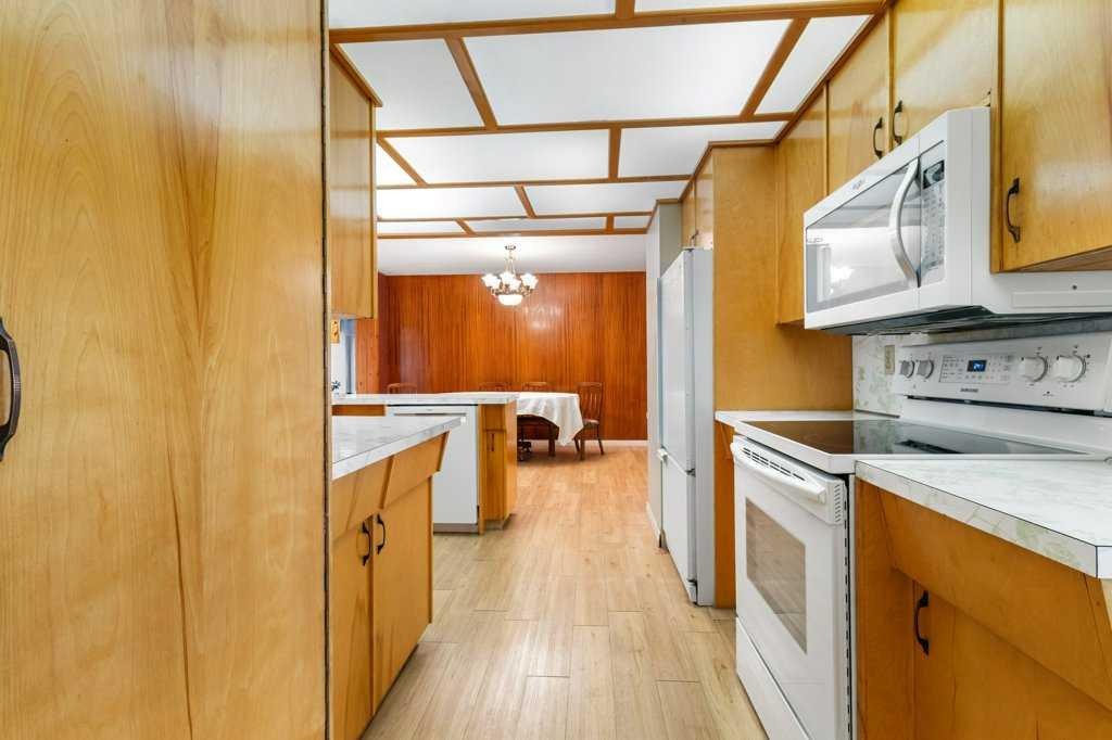 









3515


43A

Avenue,
Red Deer,




AB
T4N 3E9

