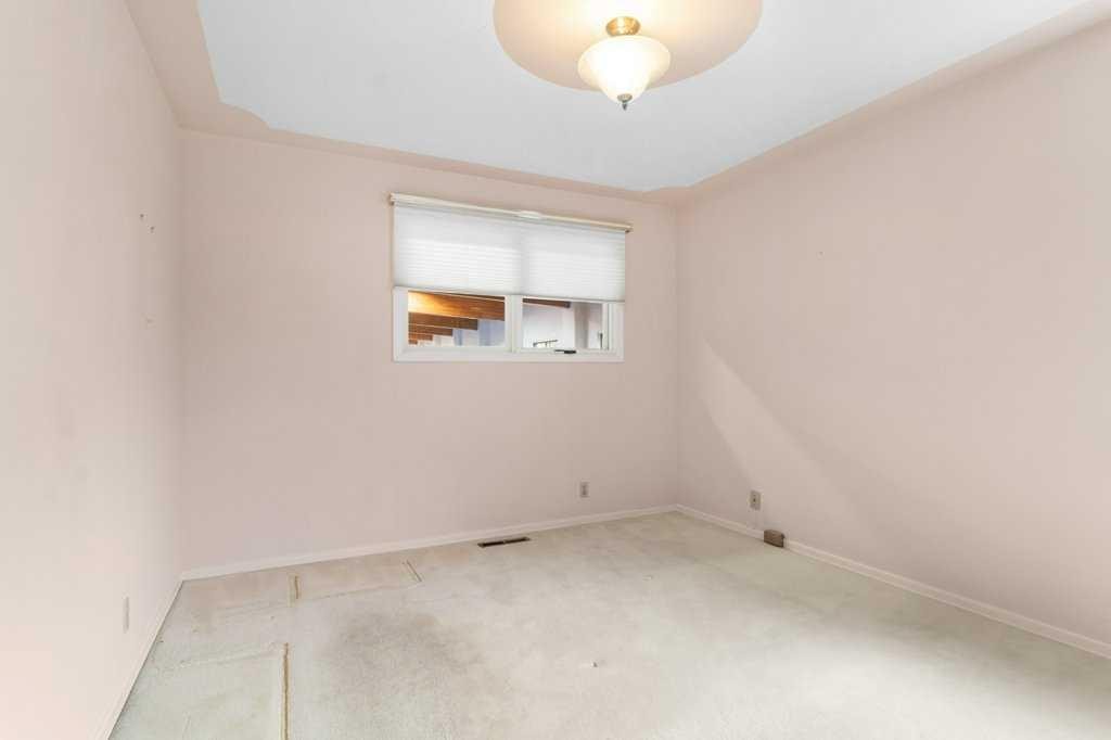 









3515


43A

Avenue,
Red Deer,




AB
T4N 3E9

