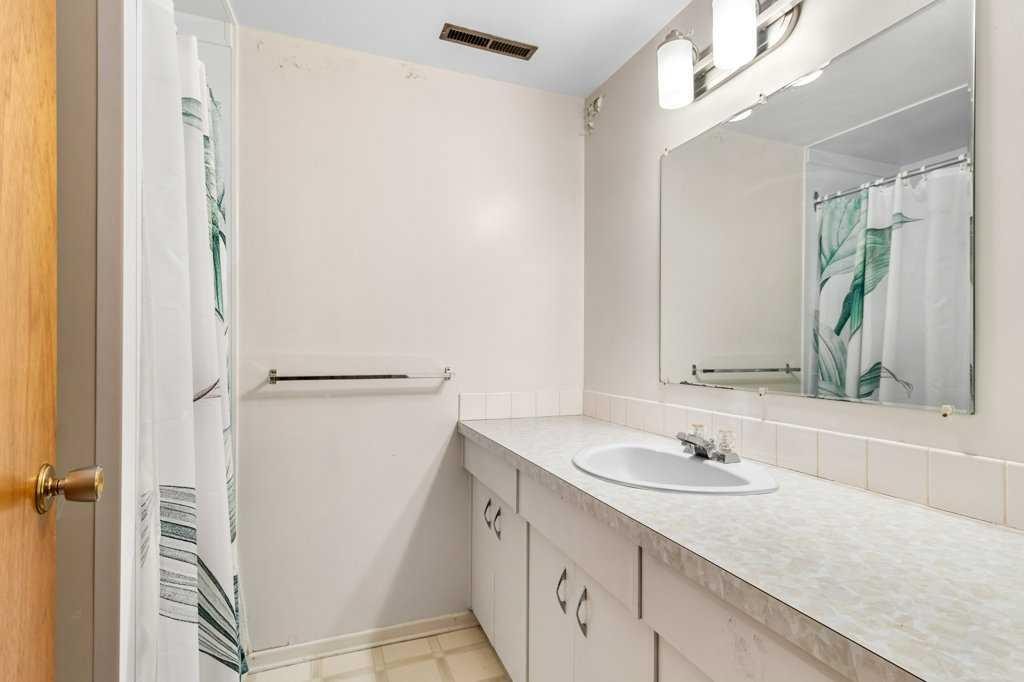 









3515


43A

Avenue,
Red Deer,




AB
T4N 3E9

