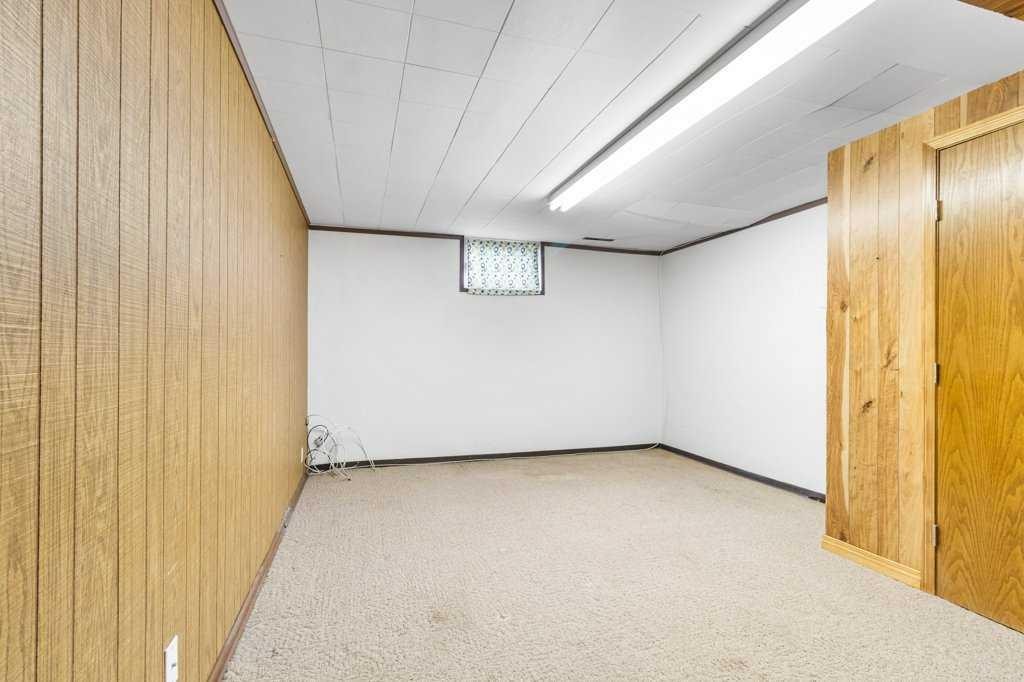 









3515


43A

Avenue,
Red Deer,




AB
T4N 3E9

