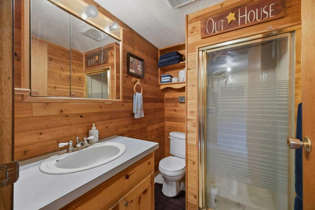 









41513


Highway 771

, 20,
Rural Lacombe County,




AB
T0C 0J0

