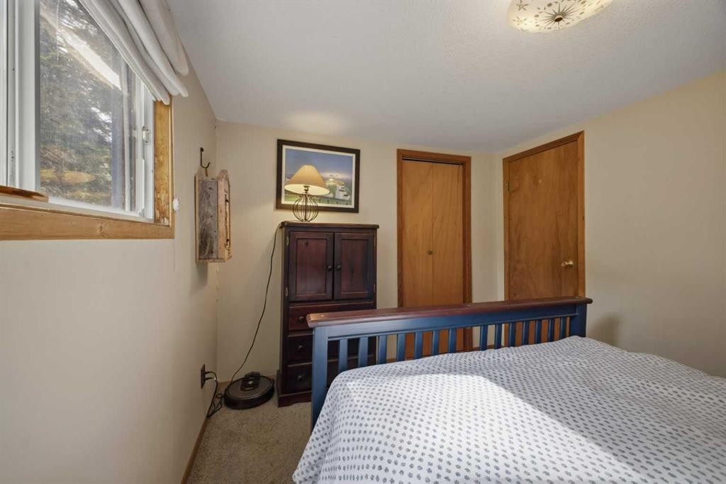 









41513


Highway 771

, 20,
Rural Lacombe County,




AB
T0C 0J0

