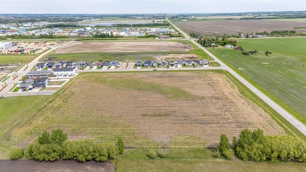 









4602


34

Street,
Lacombe,







AB
T4L 0B0

