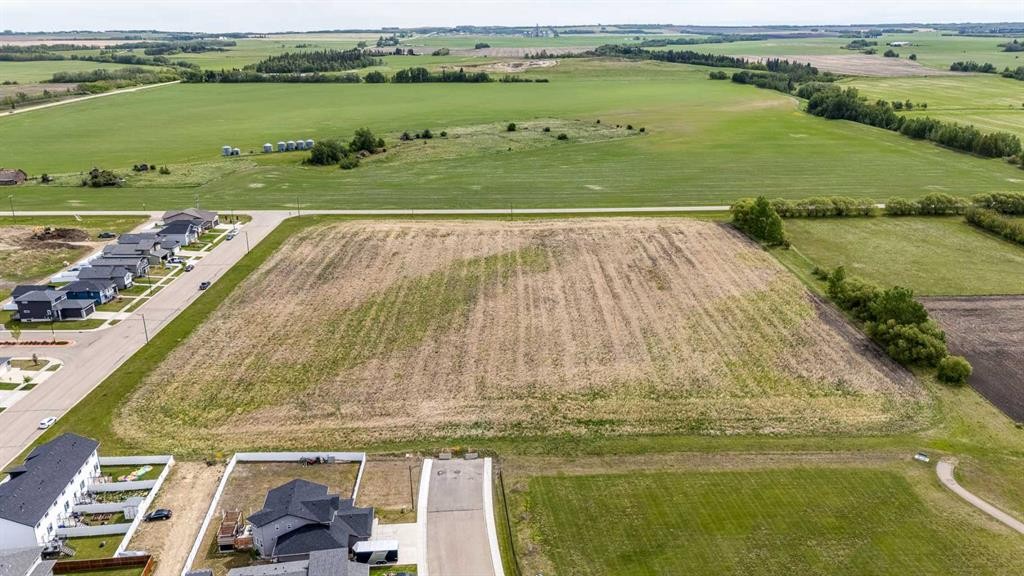 









4602


34

Street,
Lacombe,







AB
T4L 0B0

