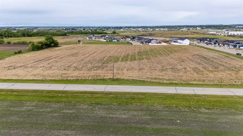 









4602


34

Street,
Lacombe,







AB
T4L 0B0


