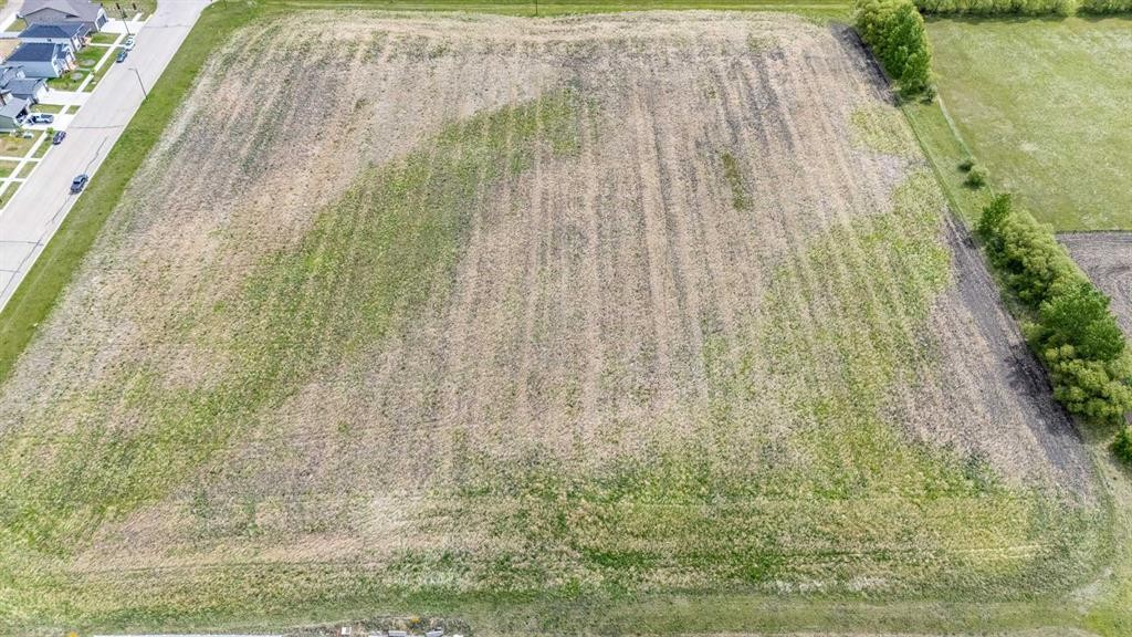 









4602


34

Street,
Lacombe,







AB
T4L 0B0

