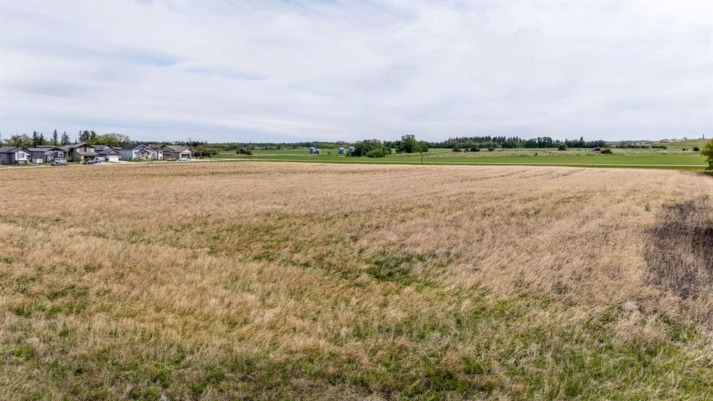 









4602


34

Street,
Lacombe,







AB
T4L 0B0

