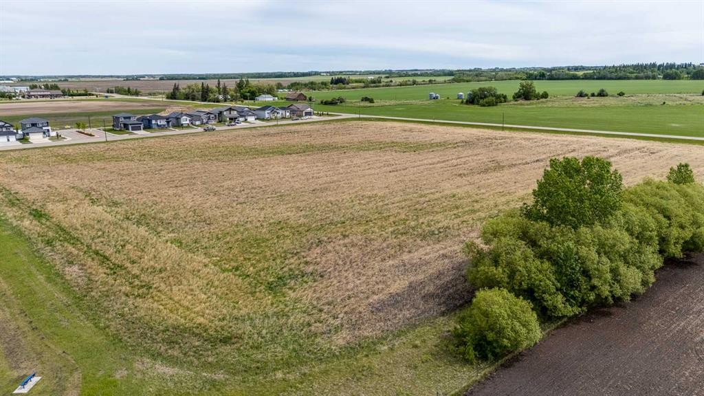 









4602


34

Street,
Lacombe,







AB
T4L 0B0

