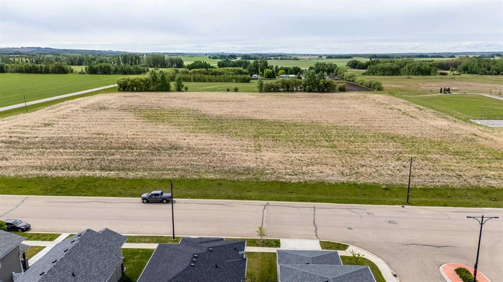 









4602


34

Street,
Lacombe,







AB
T4L 0B0


