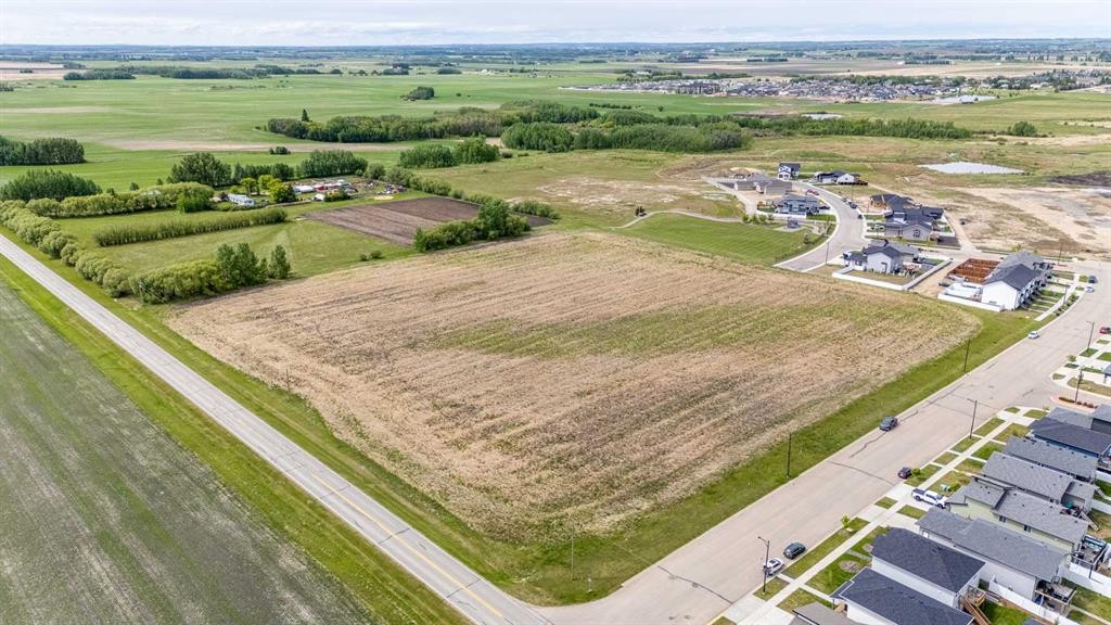 









4602


34

Street,
Lacombe,







AB
T4L 0B0

