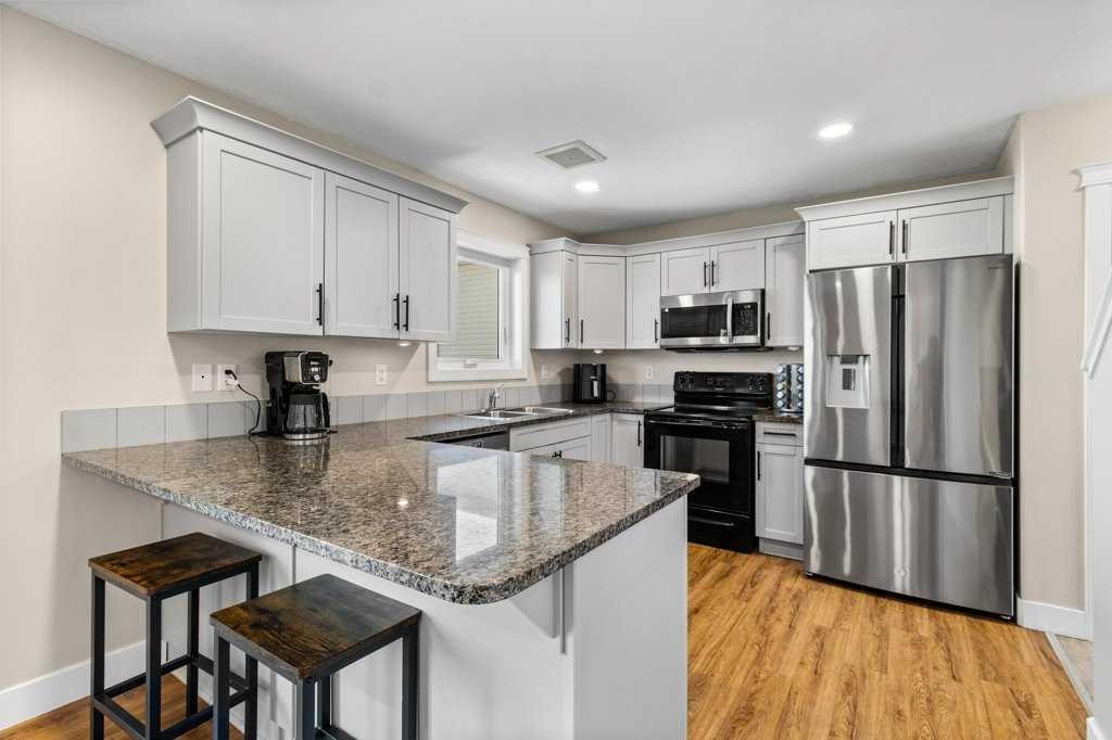 









87


Almond

Crescent,
Blackfalds,




AB
T4M 0J5

