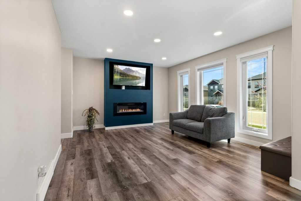 









87


Almond

Crescent,
Blackfalds,




AB
T4M 0J5


