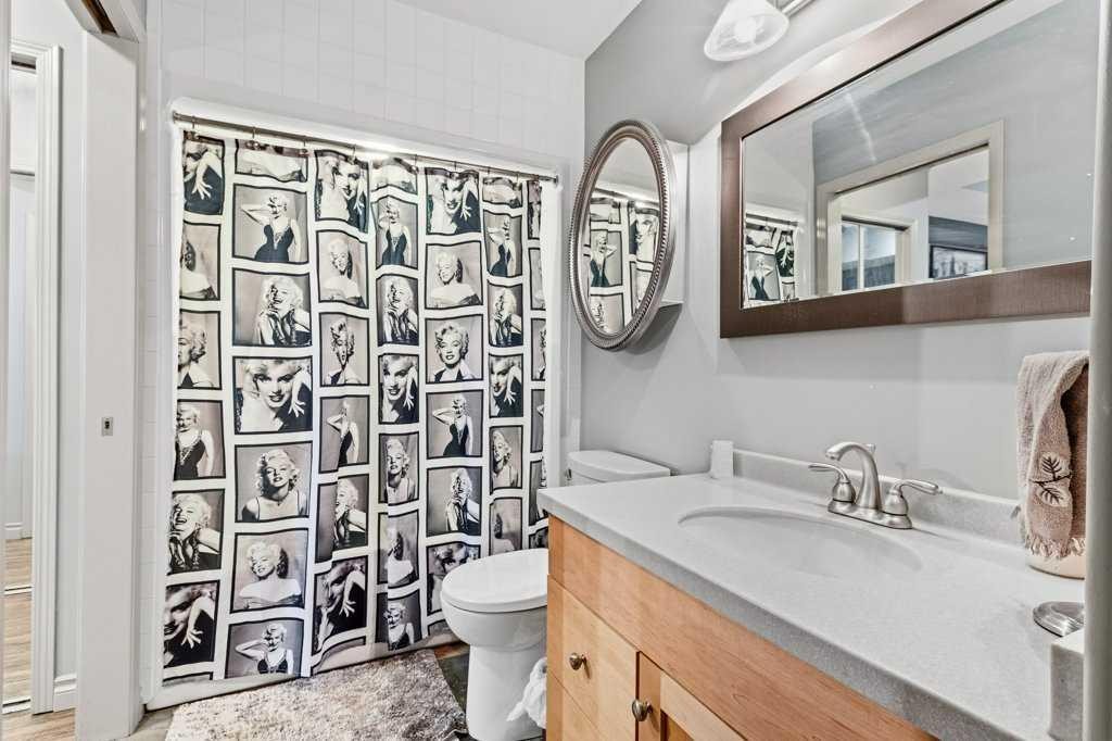 









5100


Lakeshore

Drive, 401,
Sylvan Lake,




AB
T4S 2L7

