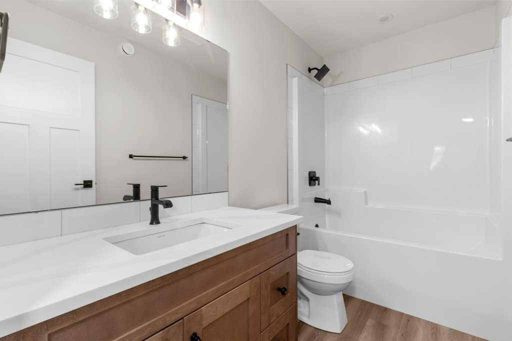 









4814


55

Avenue,
Bentley,




AB
T0C 0J0

