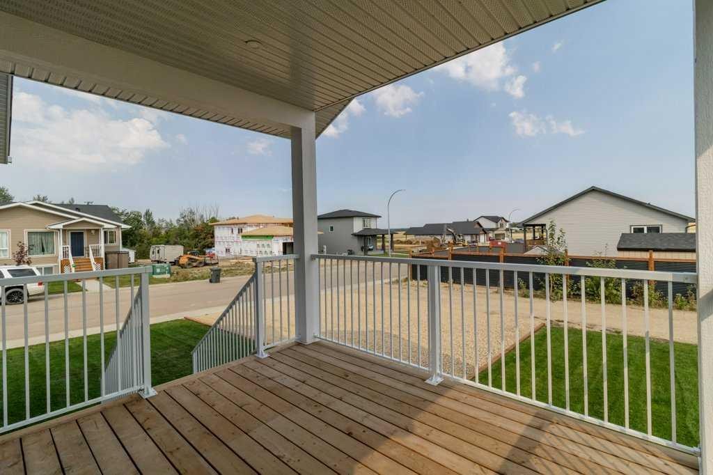 









4814


55

Avenue,
Bentley,




AB
T0C 0J0

