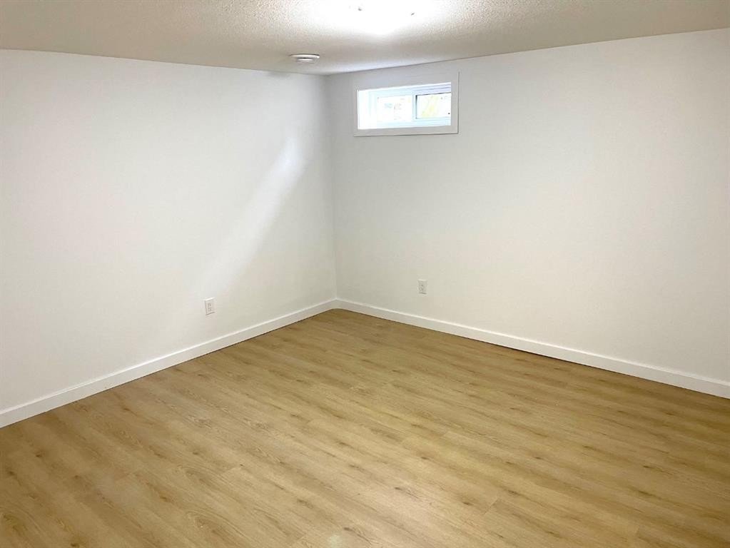 









3601


53

Street,
Wetaskiwin,




AB
T9A 2K6

