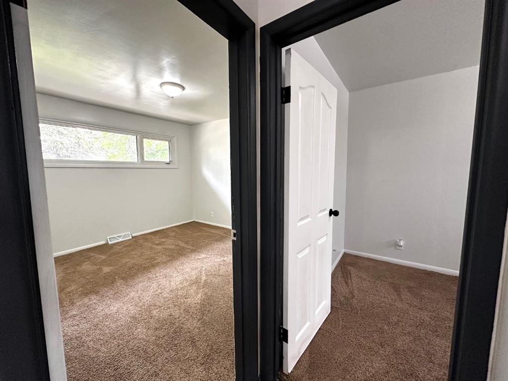 









5217


53A

Avenue,
Camrose,




AB
T4V0Y7

