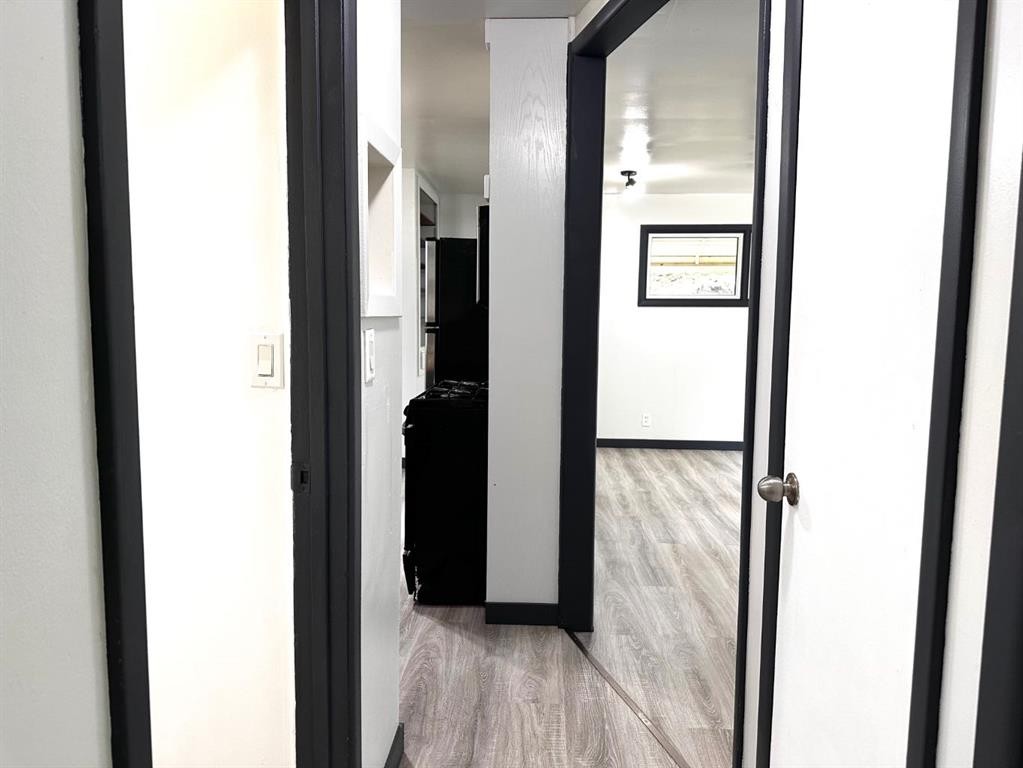 









5217


53A

Avenue,
Camrose,




AB
T4V0Y7

