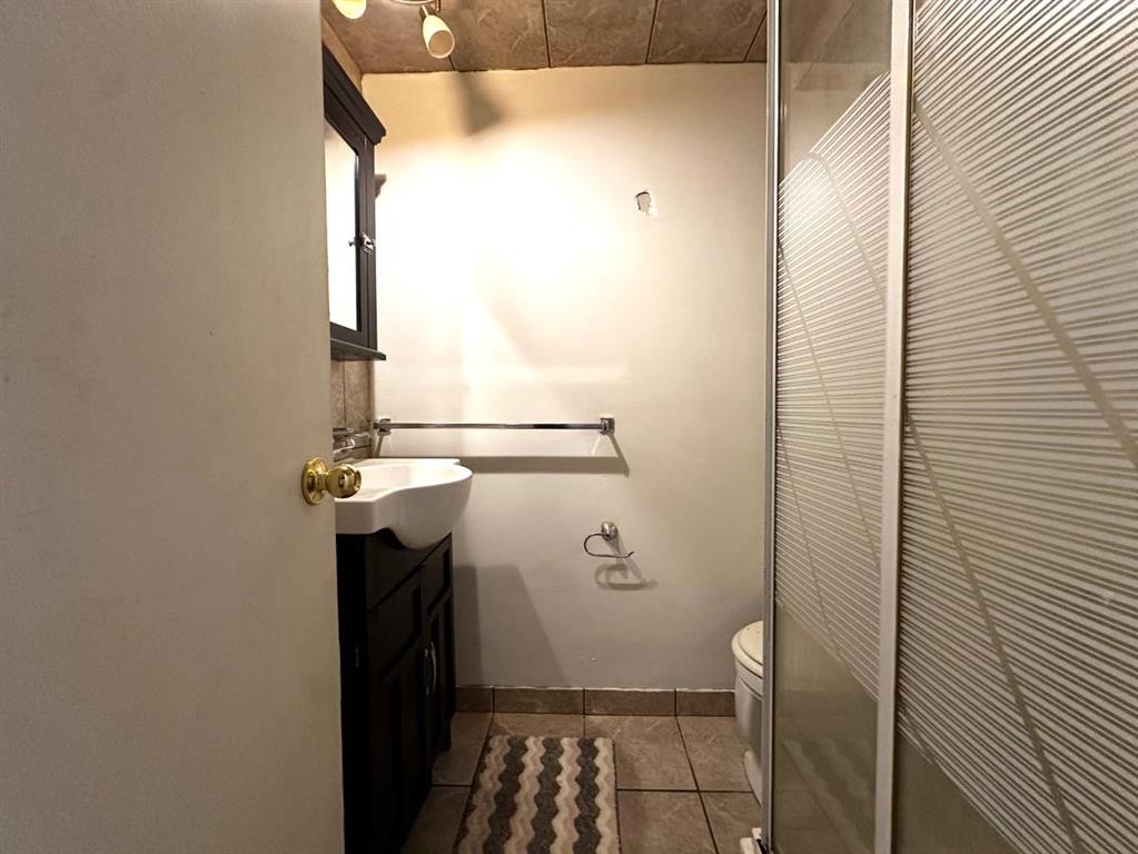 









5217


53A

Avenue,
Camrose,




AB
T4V0Y7

