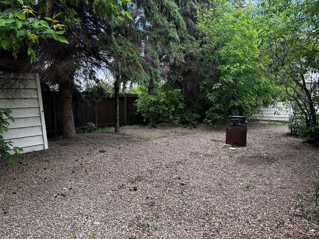 









5217


53A

Avenue,
Camrose,




AB
T4V0Y7

