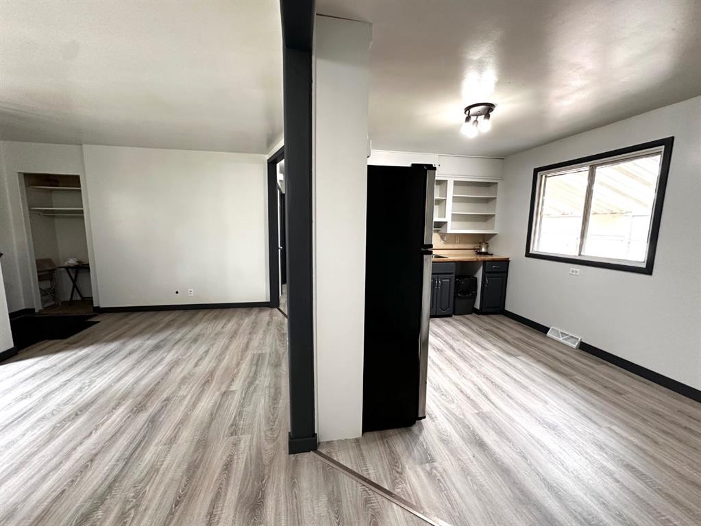 









5217


53A

Avenue,
Camrose,




AB
T4V0Y7

