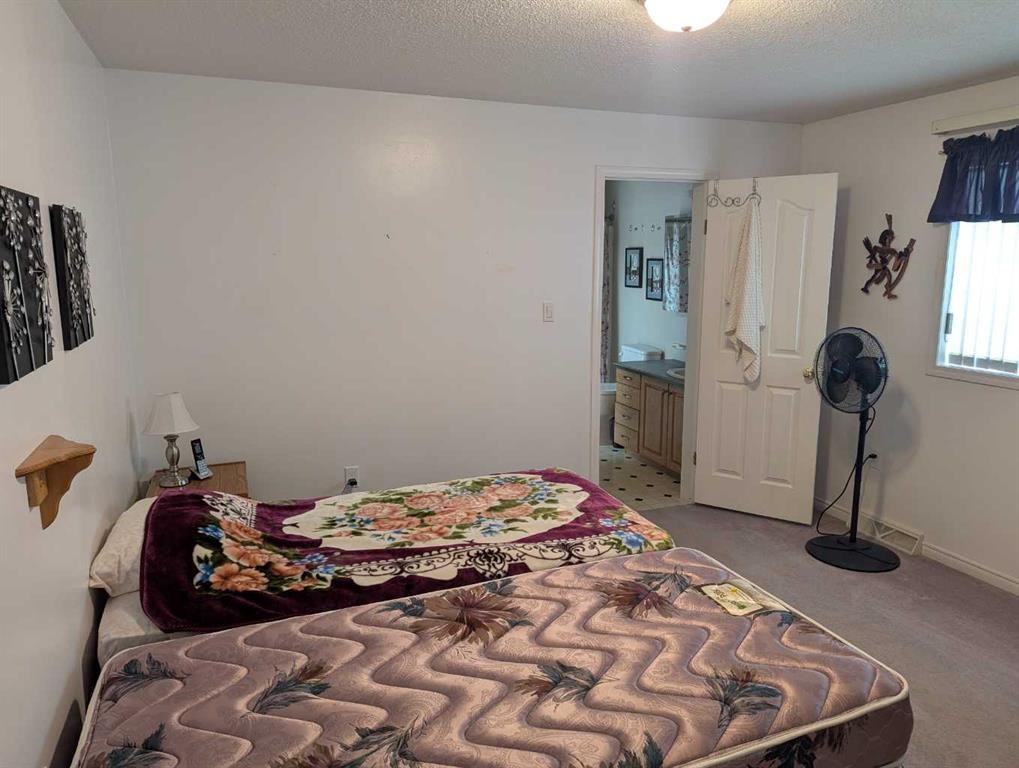 









4926


59

Street,
Killam,




AB
T0B2L0

