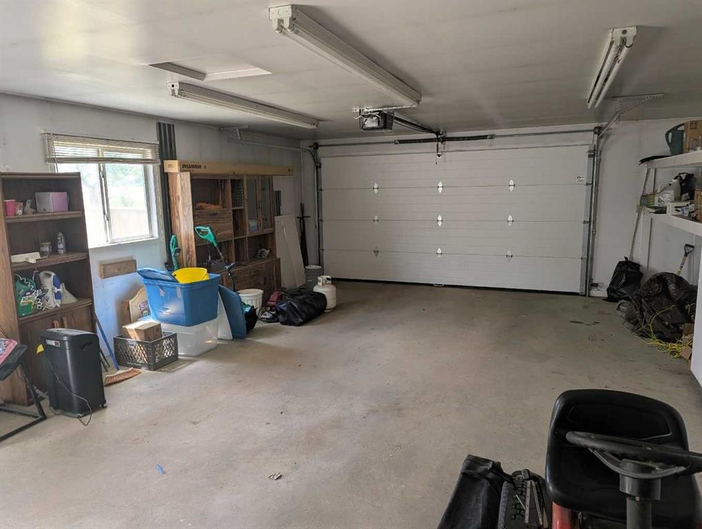 









4926


59

Street,
Killam,




AB
T0B2L0

