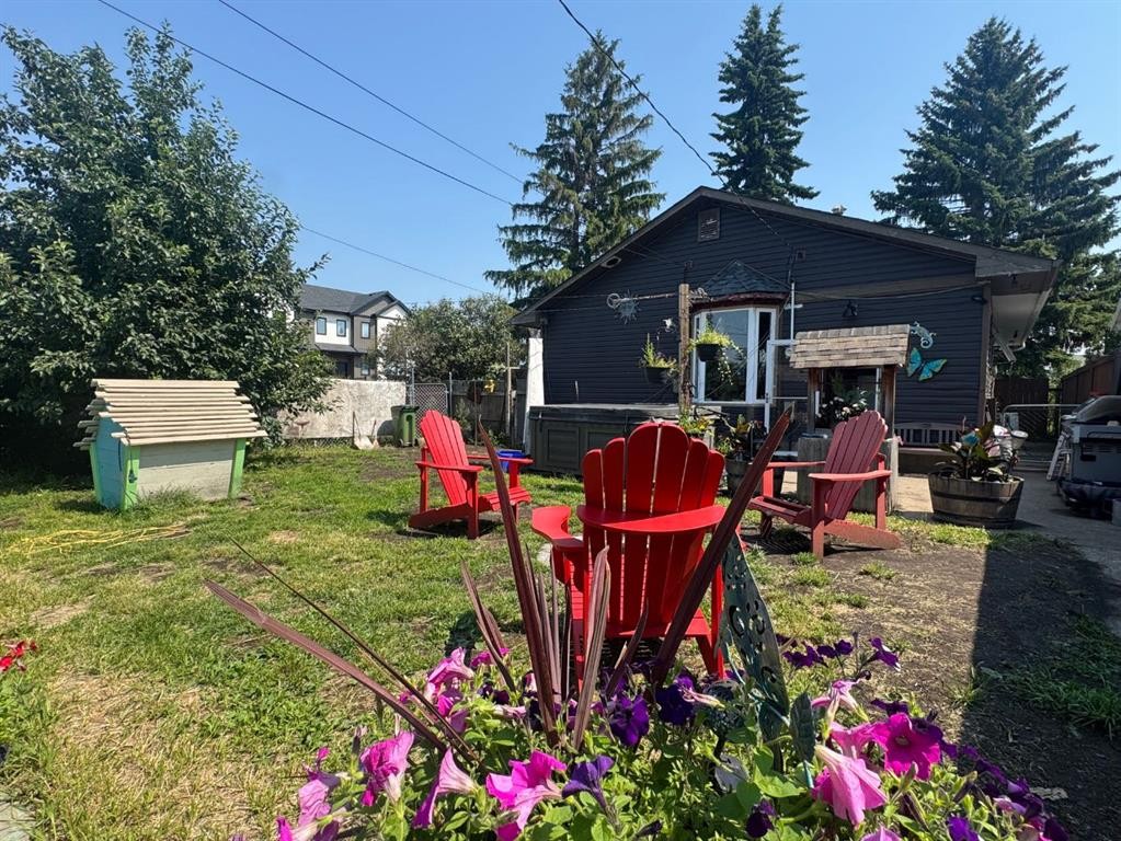 









4203


106

Avenue,
Edmonton,




AB
T6A 1E1

