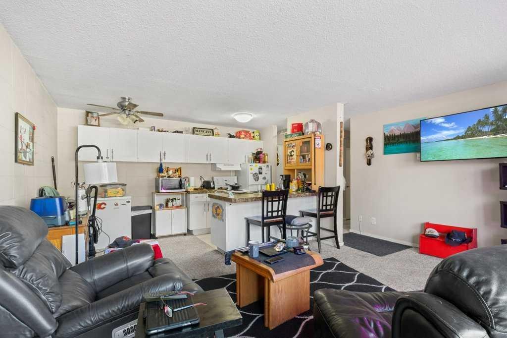 









4700


55

Street, 104,
Red Deer,




AB
T4N 2H8

