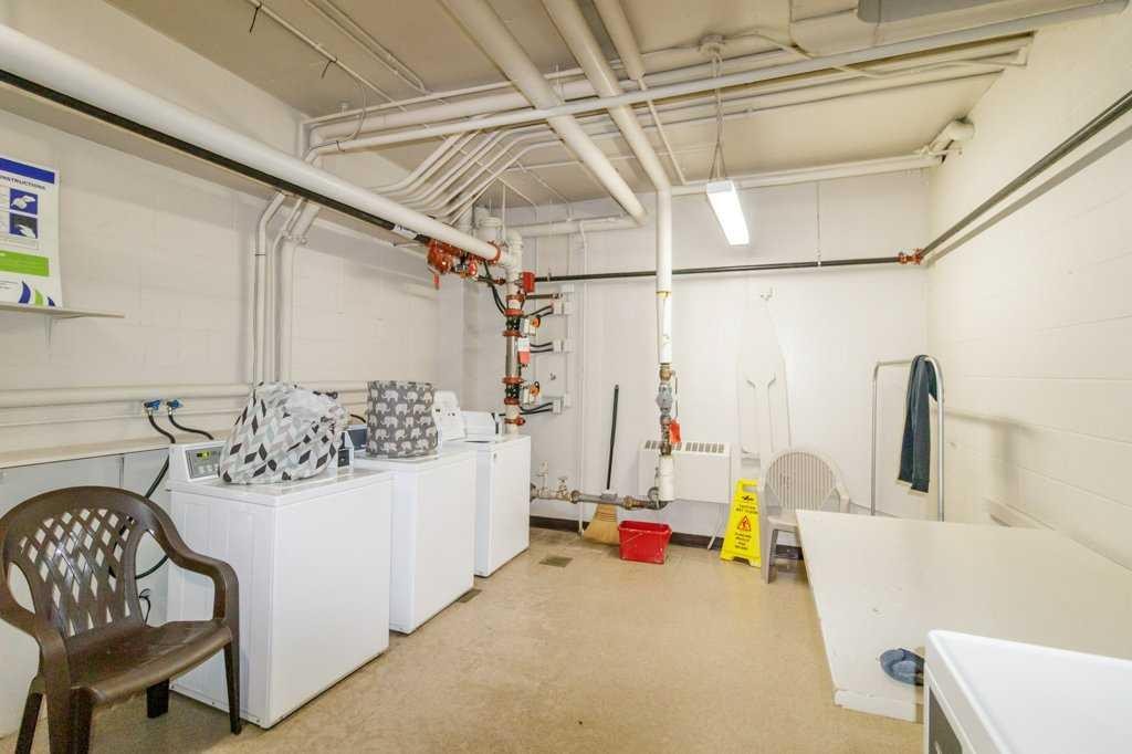 









4700


55

Street, 107,
Red Deer,




AB
T4N 2H8

