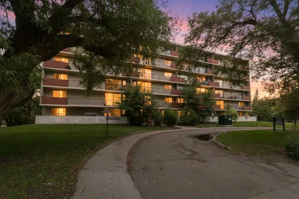 









4700


55

Street, 107,
Red Deer,




AB
T4N 2H8

