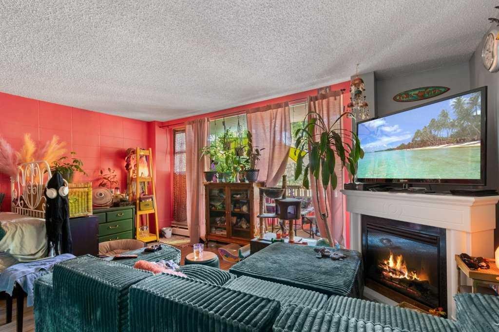









4700


55

Street, 107,
Red Deer,




AB
T4N 2H8

