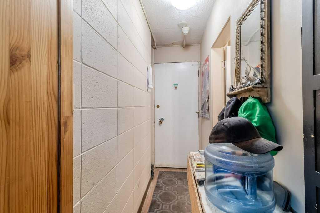 









4700


55

Street, 203,
Red Deer,




AB
T4N 2H8

