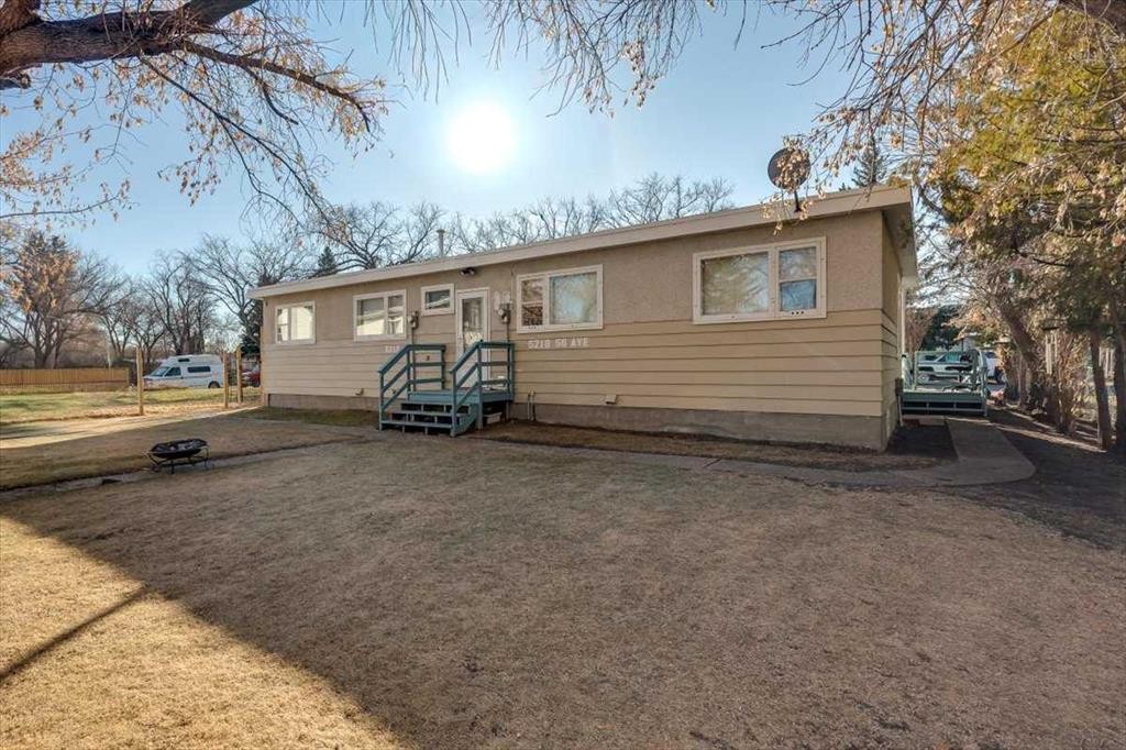 









5216 & 5218


56

Avenue,
Ponoka,




AB
T4J 1G6

