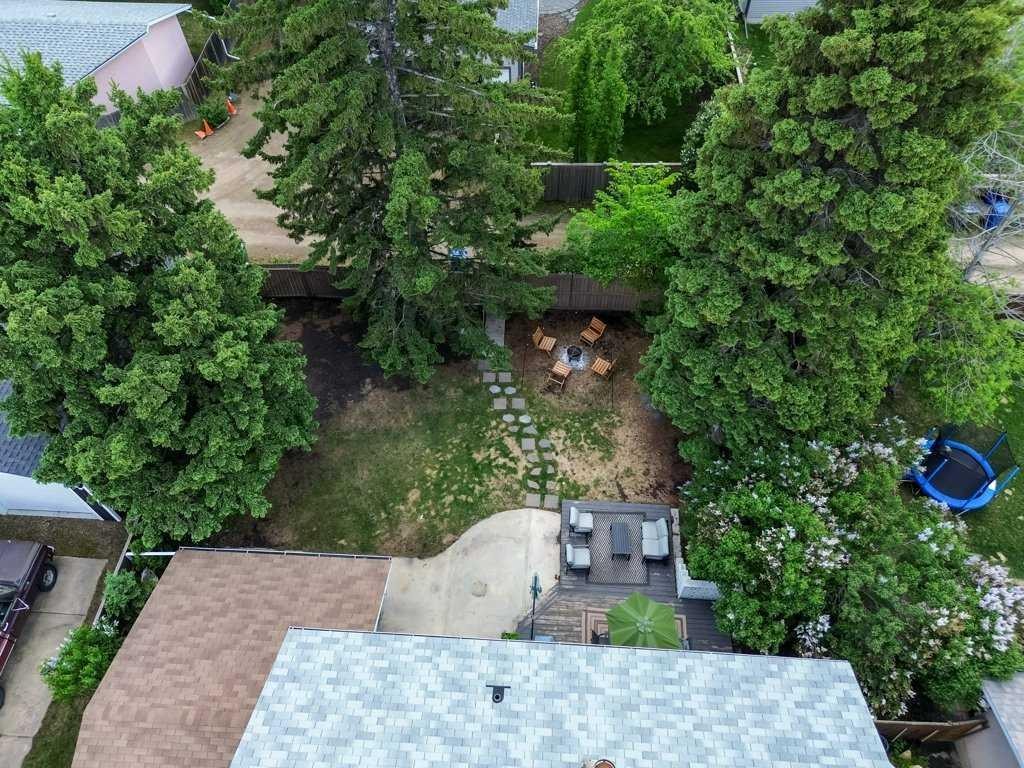 









5


Selkirk

Boulevard,
Red Deer,




AB
T4N 0G1

